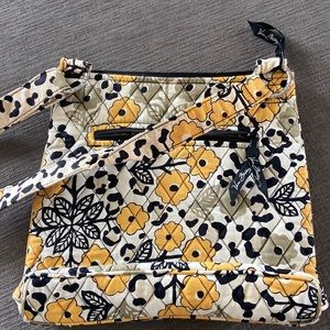 Vera Bradley Hipster bag RETRED Go wild pattern